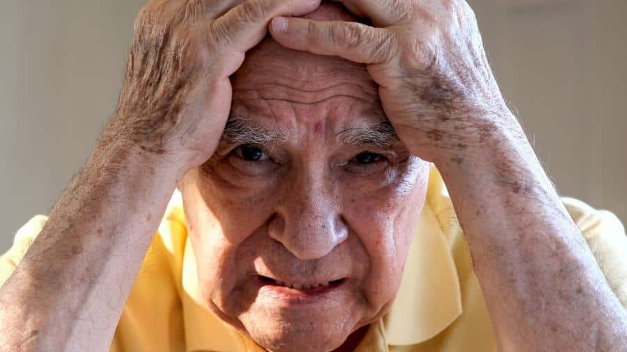 Alzheimer qué es y síntomas. Cuidados de la enfermedad ✓
